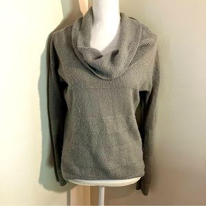 5/$20! Gap soft grey knit cowl neck sweater S